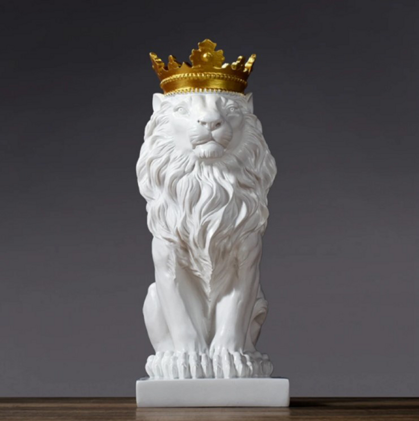 Lion with Crown Bust Statue, 35 cm / 14"