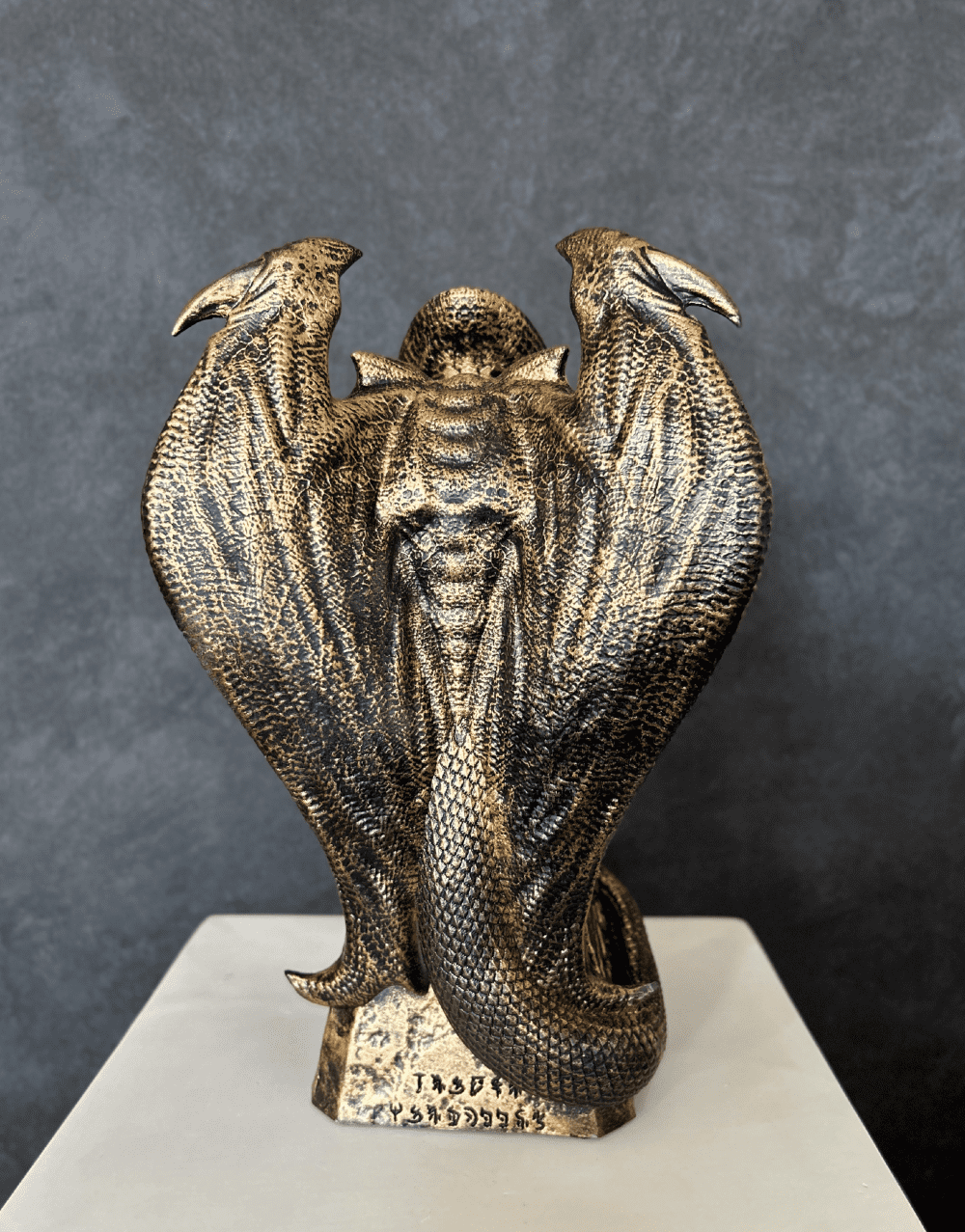 Cthulhu Statue, 27 centimeters / 10.6 inches