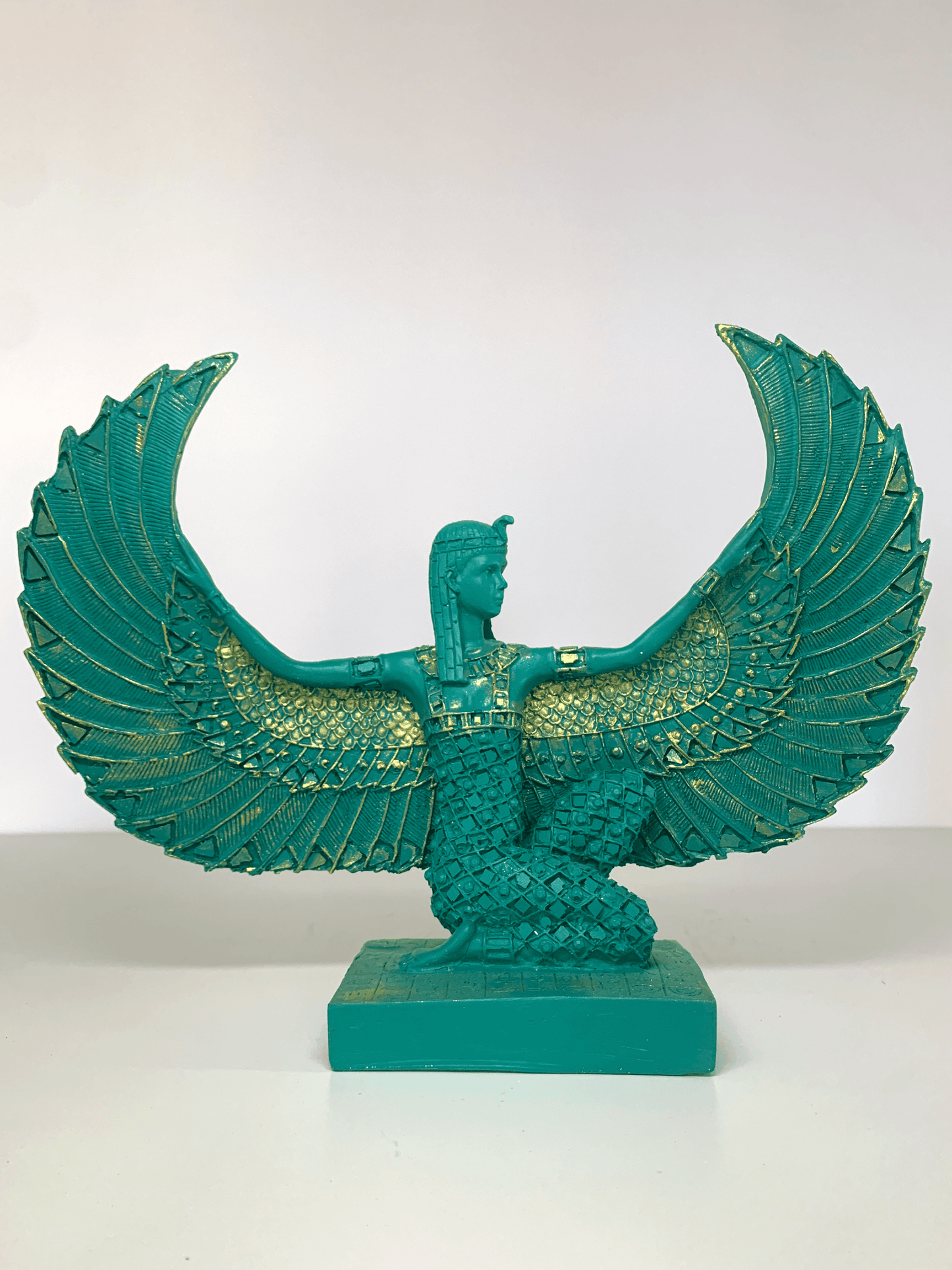 Egyptian Goddess Isis Open Wings Statue, 29 cm / 11.4"