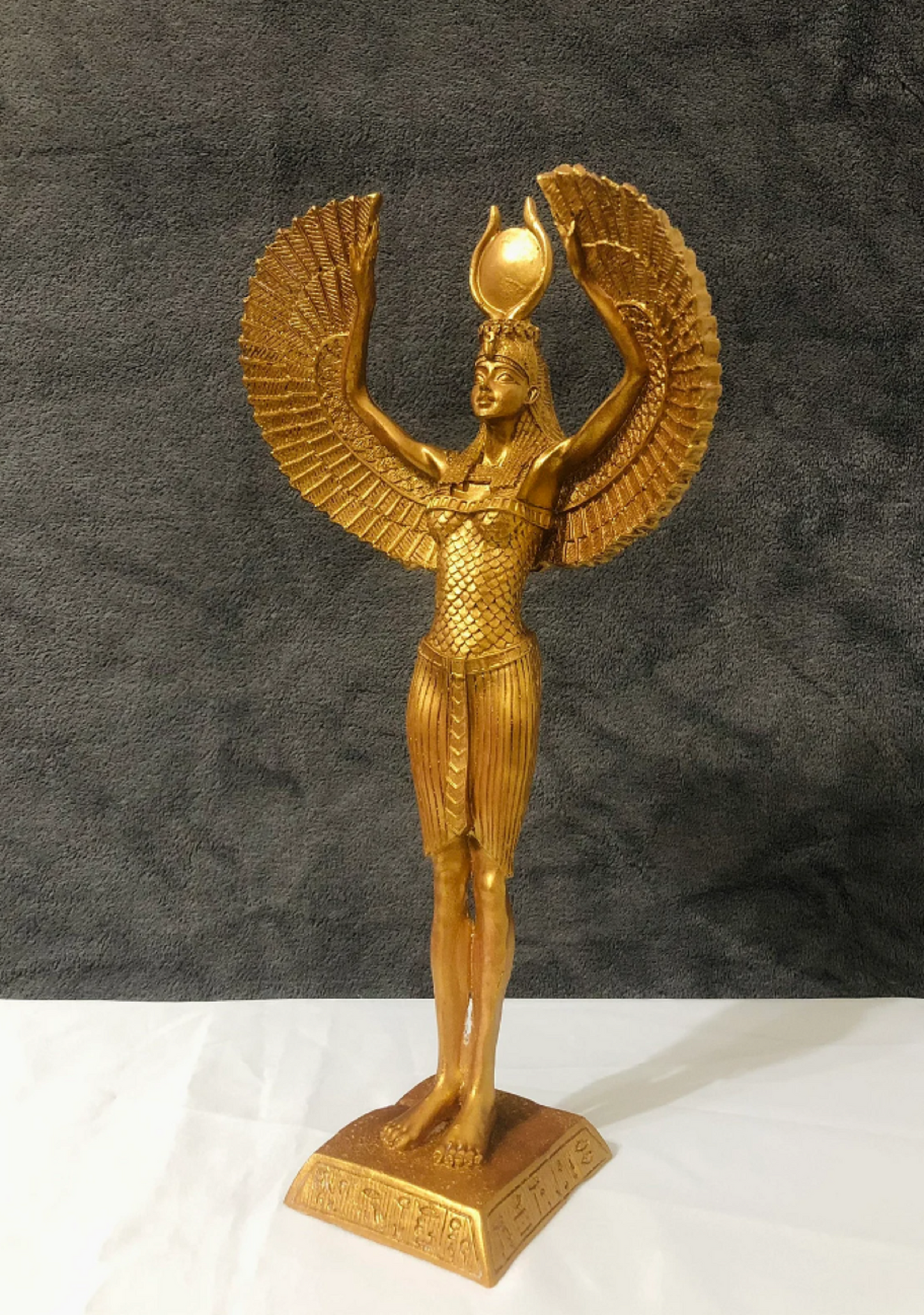 Egyptian Goddess Isis Statue, 34 cm / 13.4"