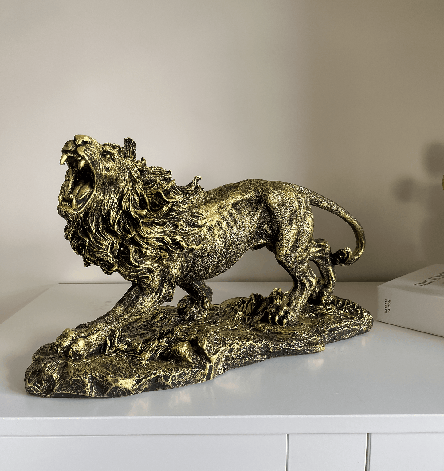 Roaring Lion Statue, 40 cm / 16"